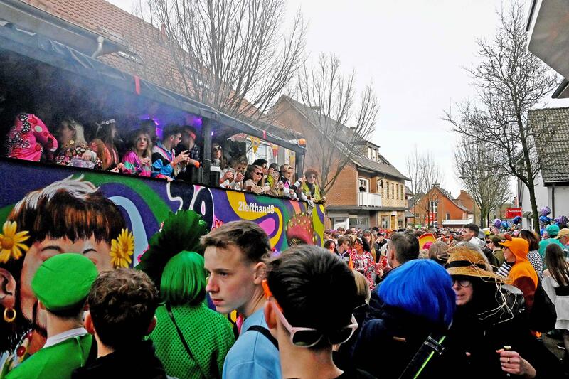 Bild vergrößern: RKV Karnevalsumzug 10.2.24 2024-02-10 