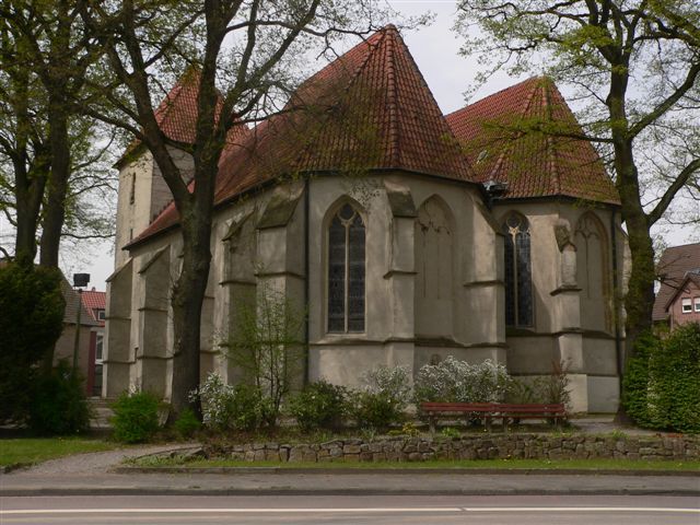 Bild vergrößern: Wehrkirche - Alte Kirche